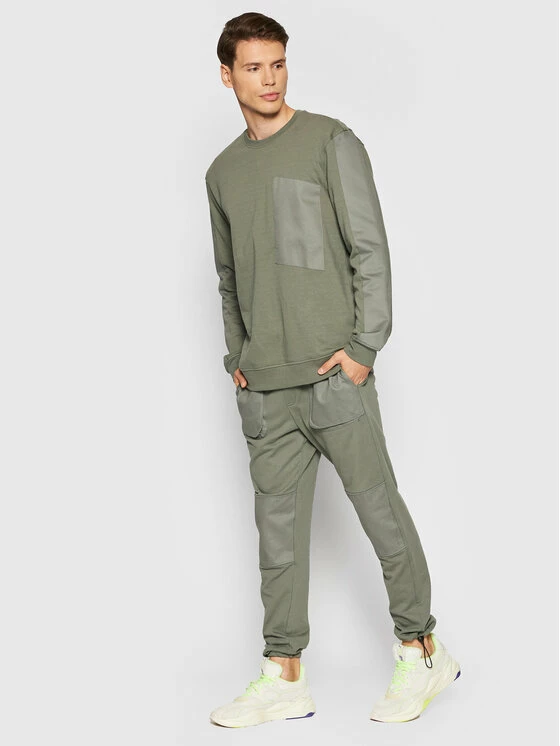 Αγορά 😀 Only & Sons Άνδρες Παντελόνια Φόρμας Παντελόνι φόρμας Ronald 22020688 Πράσινο Regular Fit 😀 - Image 2